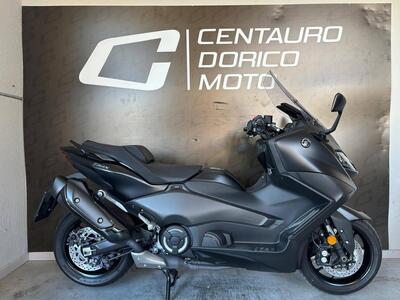 Yamaha T-Max 560 (2022 - 24) usata