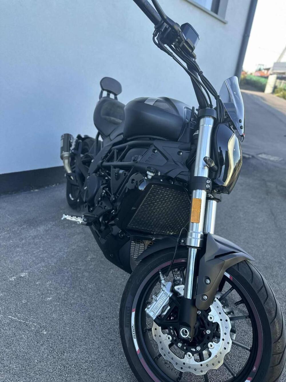 Benelli 502 C (2021 - 25) (7)