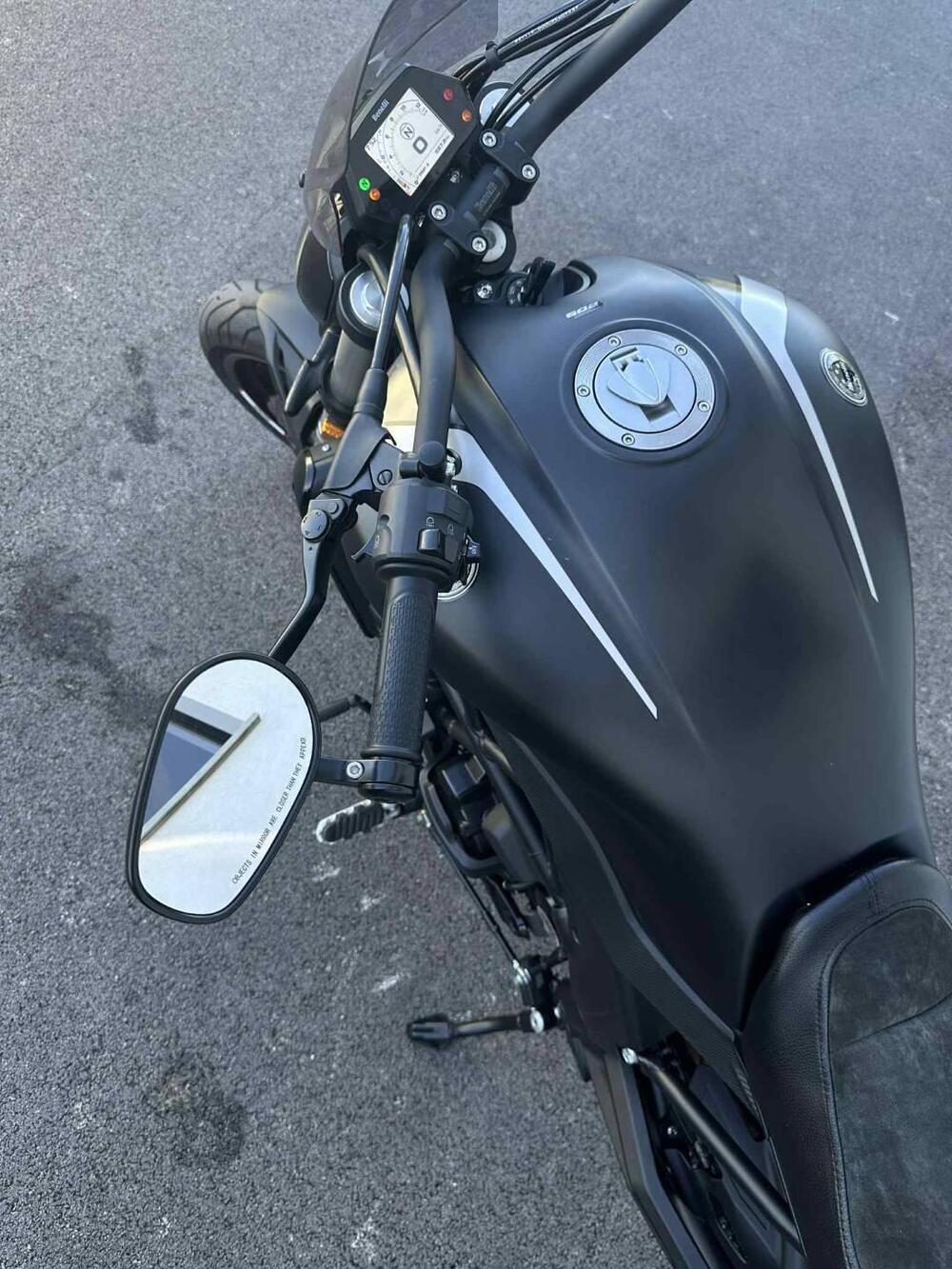 Benelli 502 C (2021 - 25) (11)