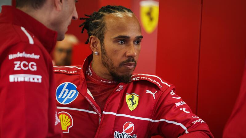 F1, Lewis Hamilton realista a Baku: &quot;Non credo ci sia una pista dove Ferrari possa battere McLaren e Red Bull&quot;