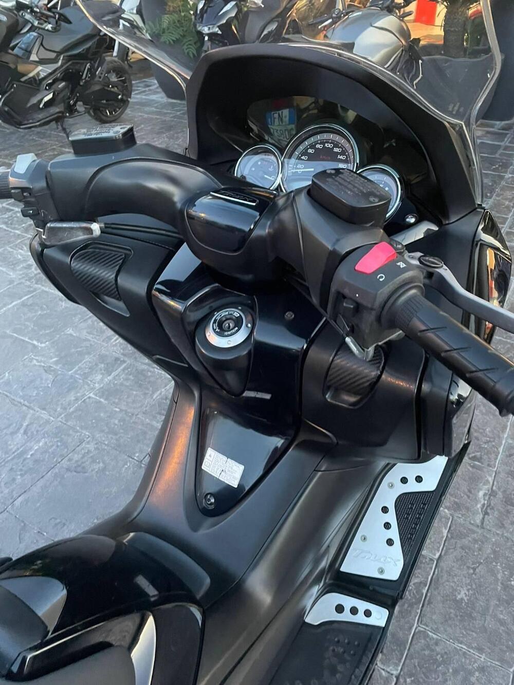 Yamaha T-Max 500 (2008 - 12) (2)