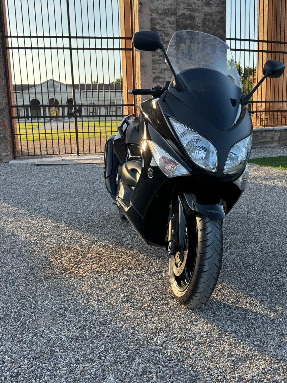 Yamaha T-Max 500 (2008 - 12) (4)