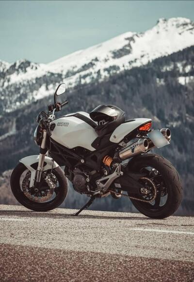 Ducati Monster 696 (2008 - 13) usata