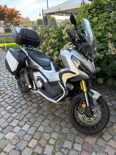 Honda X-ADV 750 DCT Travel (2021 - 24) usata