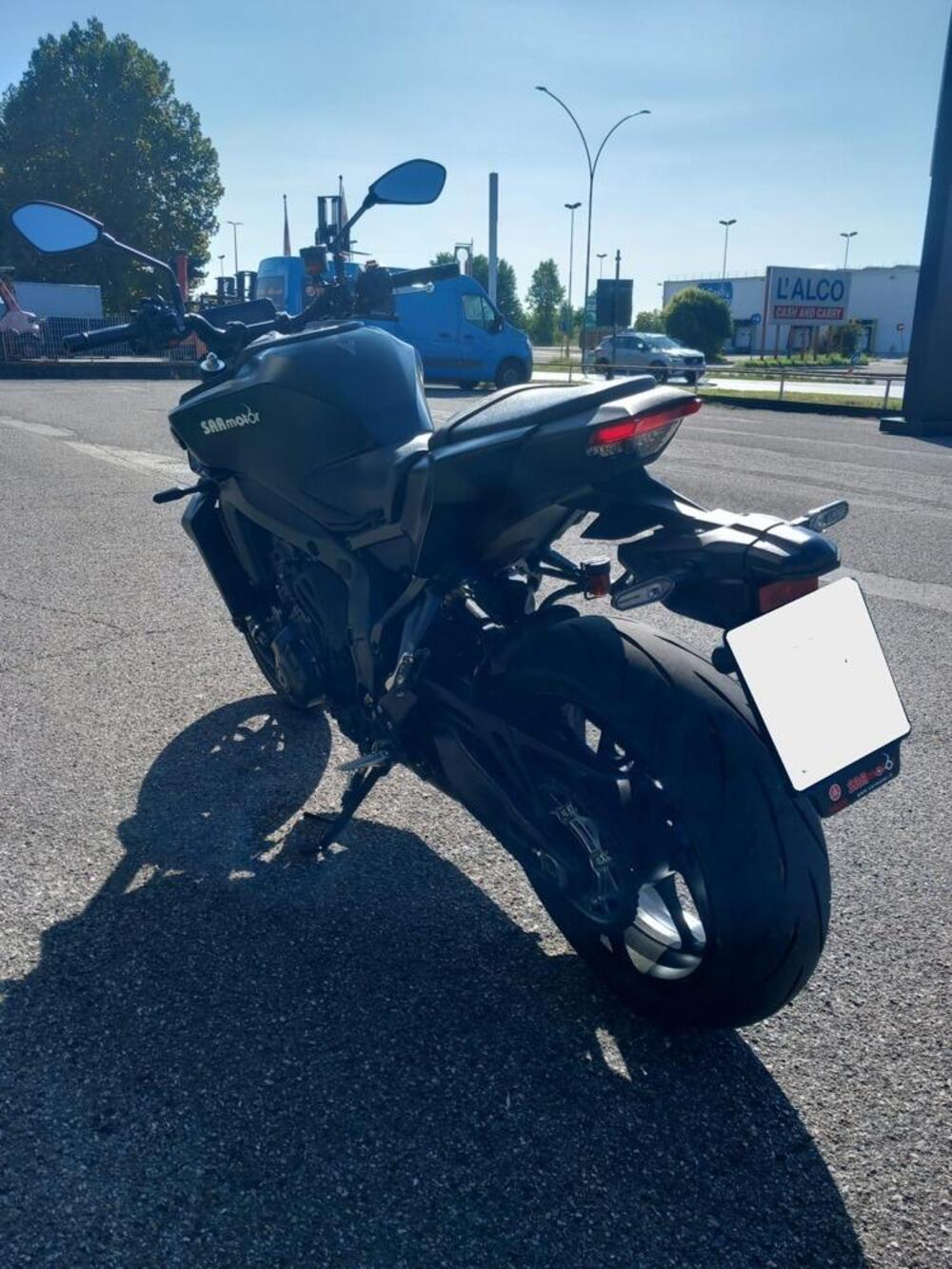 Yamaha MT-09 Y-AMT (2024 - 26) (2)