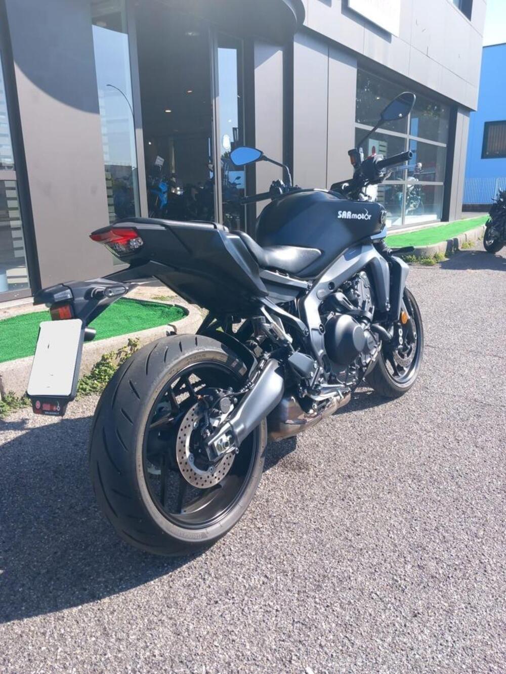 Yamaha MT-09 Y-AMT (2024 - 26) (3)