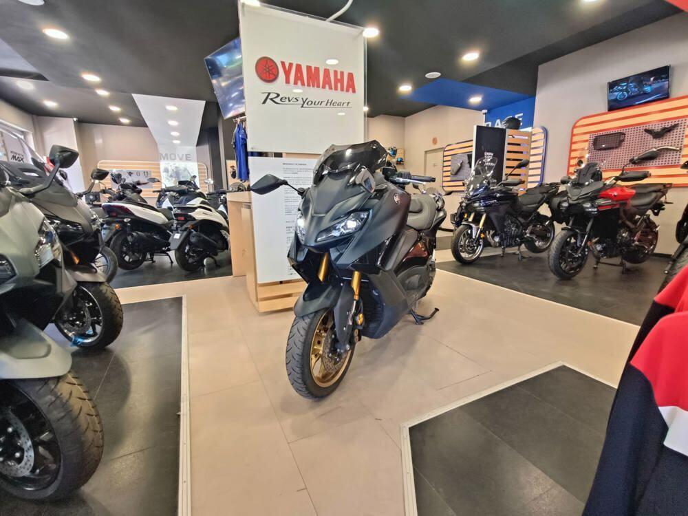 Yamaha T-Max 560 Tech Max (2022 - 24)