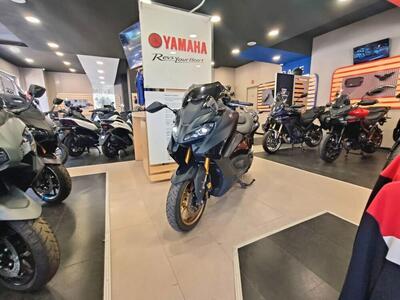 Yamaha T-Max 560 Tech Max (2022 - 24) usata