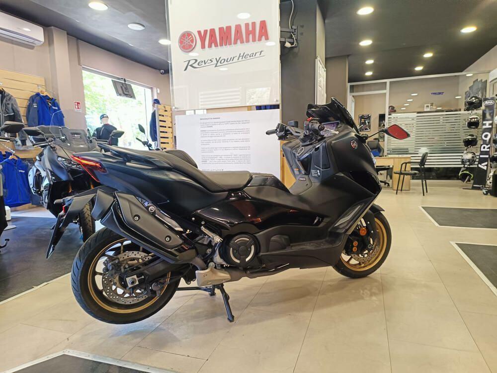 Yamaha T-Max 560 Tech Max (2022 - 24) (9)