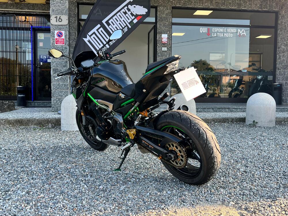 Kawasaki Z 900 SE (2022 - 24) (5)