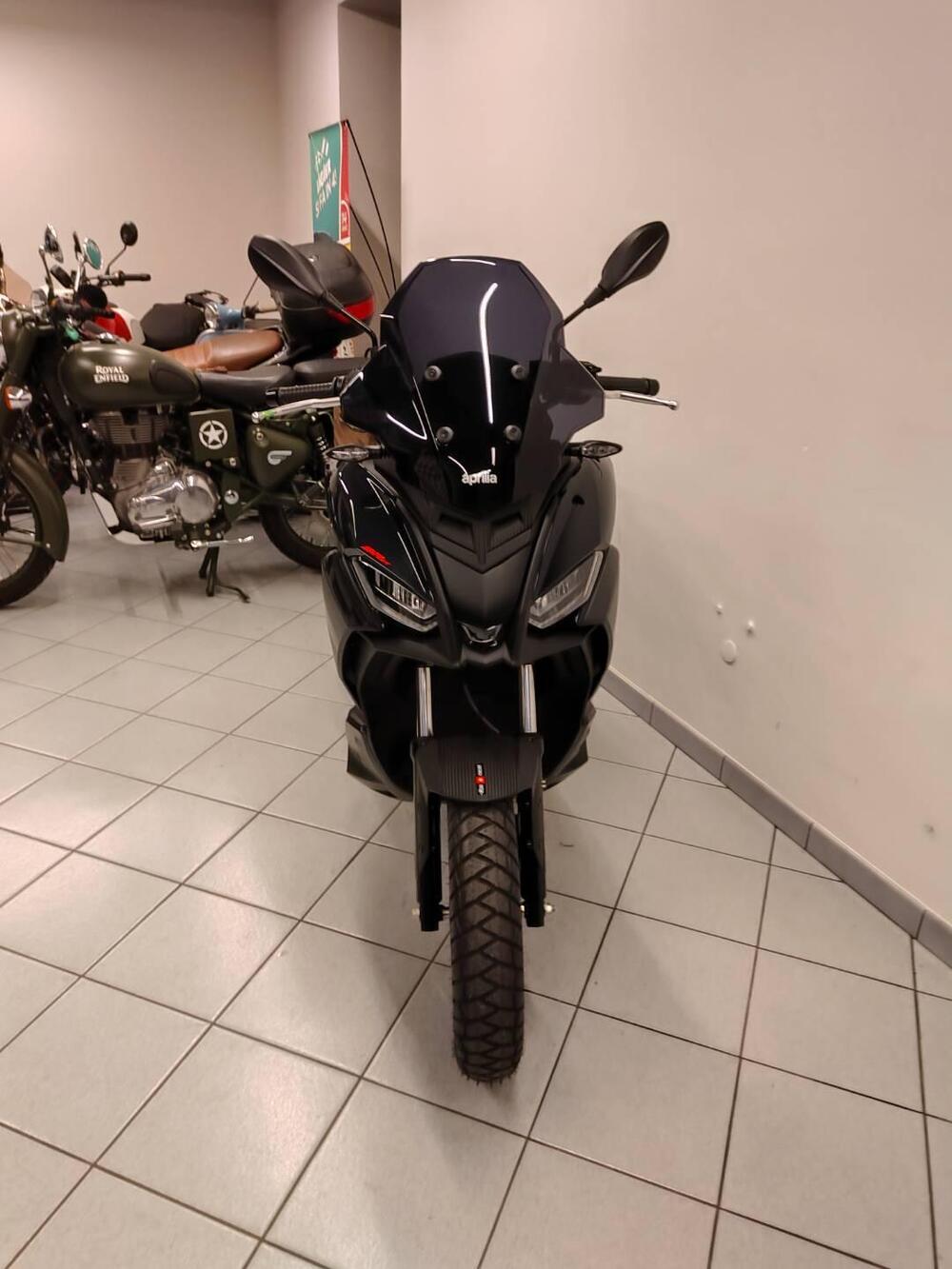 Aprilia SR GT 200 (2025 - 26) (5)