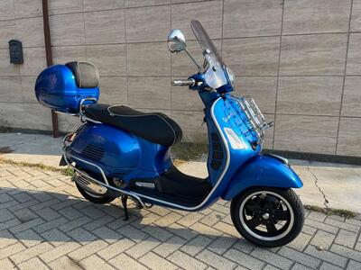 Vespa GTS 300 ABS (2014 - 16) usata