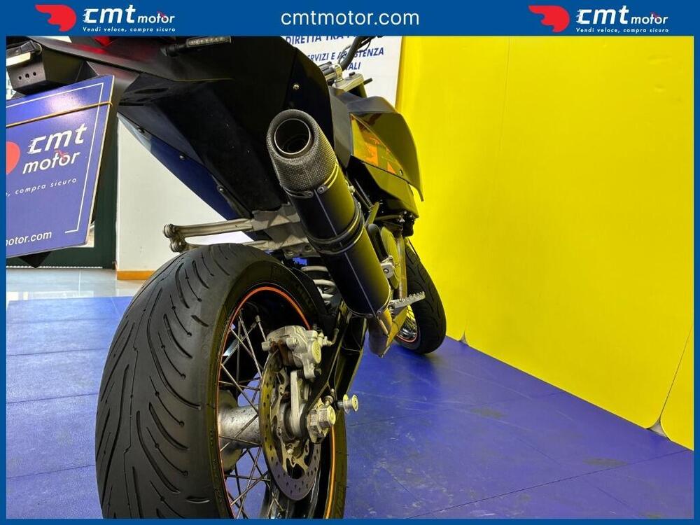 KTM 690 SMC (2008- 11) (8)