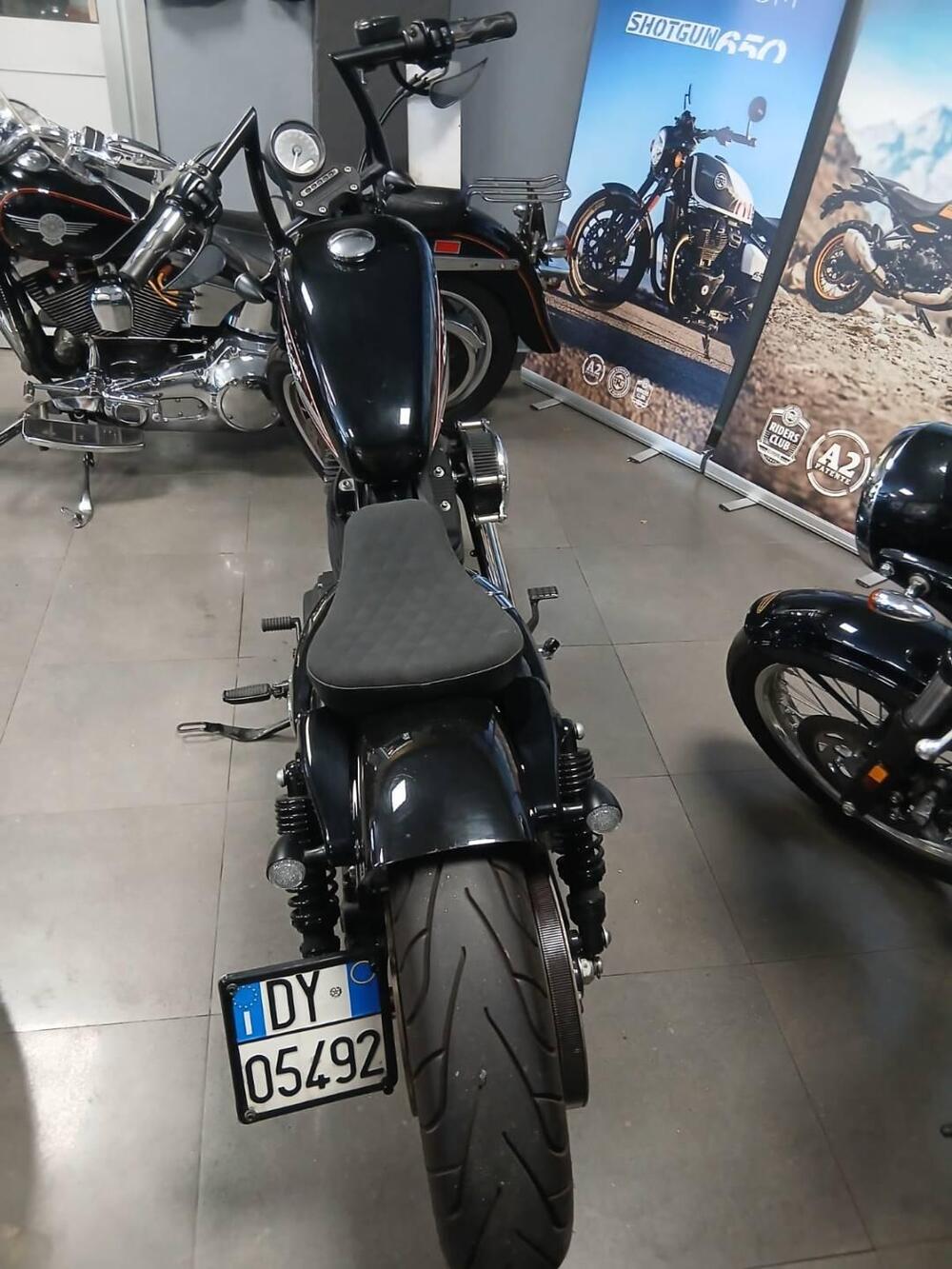 Harley-Davidson 883 R (2008 - 16) - XL 883R (6)