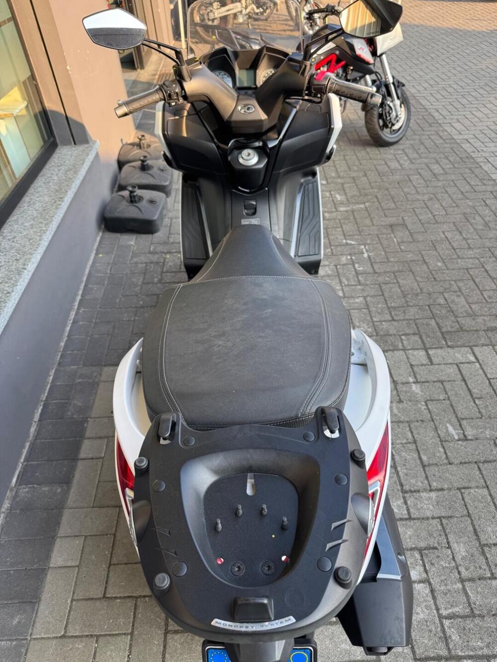 Kymco Downtown 350i ABS (2015 - 17) (5)