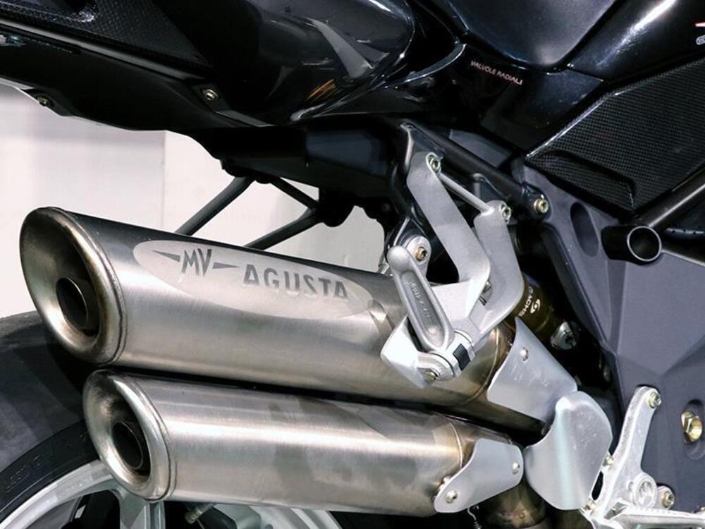 MV Agusta Brutale 910 S (2005 - 11) (5)