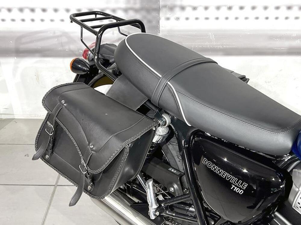 Triumph Bonneville Bobber TFC (2025) (3)