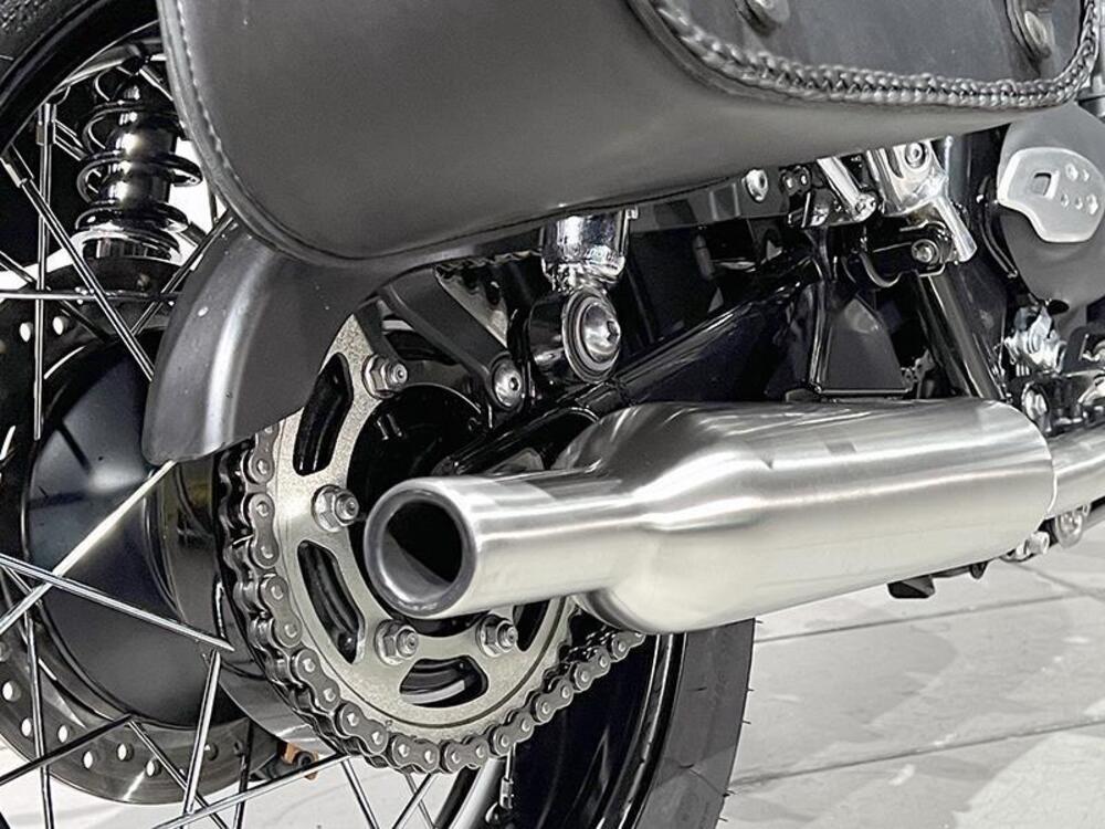 Triumph Bonneville Bobber TFC (2025) (5)