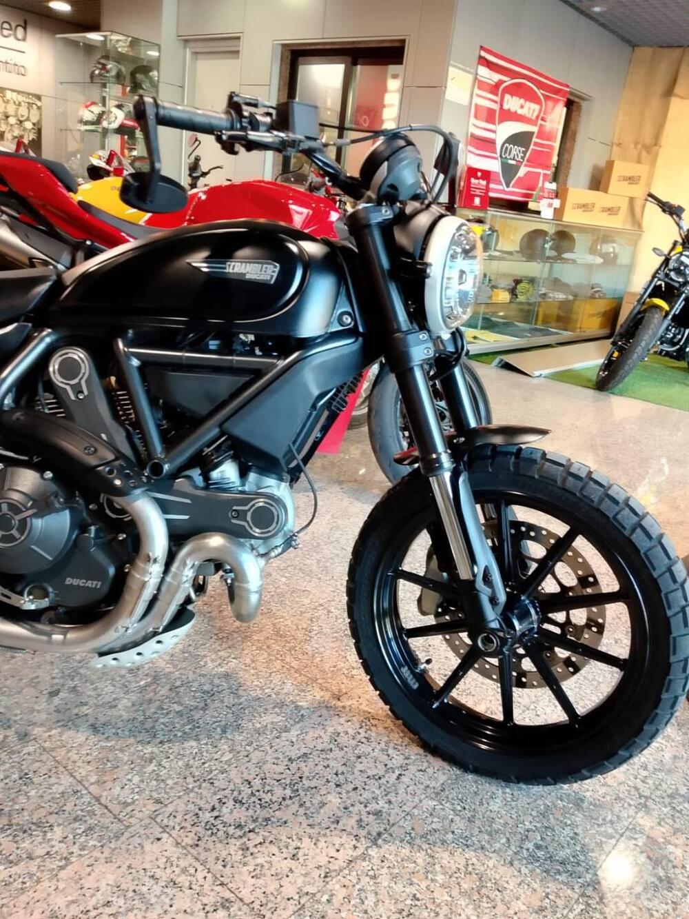 Ducati Scrambler 800 Full Throttle (2015 - 16) (2)