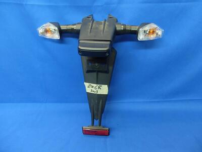 PORTATARGA KAWASAKI ZX6-R CON FRECCE E PORTATARGA