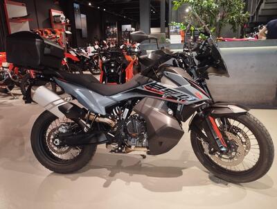 KTM 890 Adventure (2021) usata