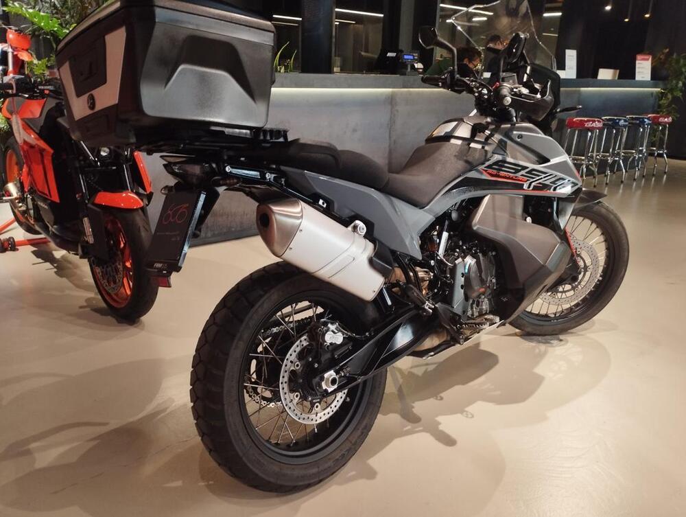 KTM 890 Adventure (2021) (4)