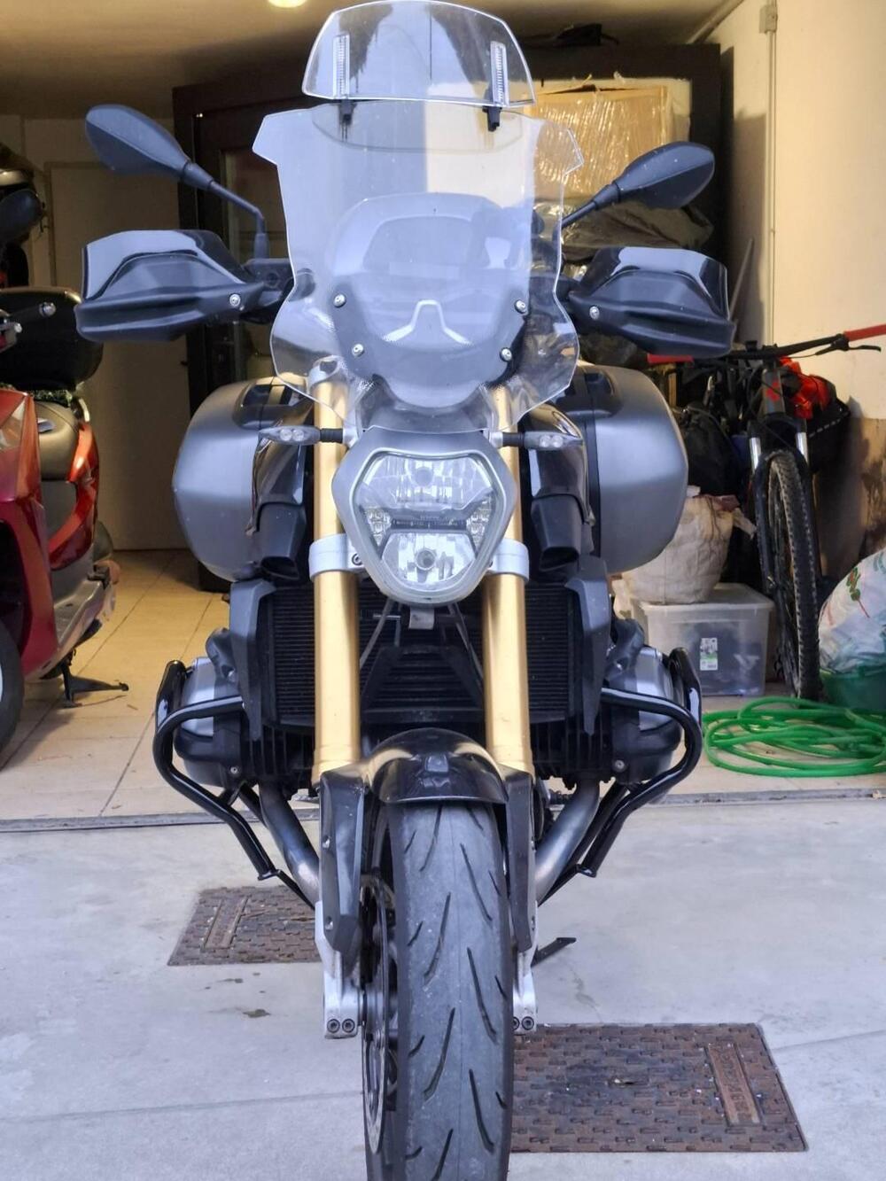 Bmw R 1200 R Black Edition (2017 - 18) (7)