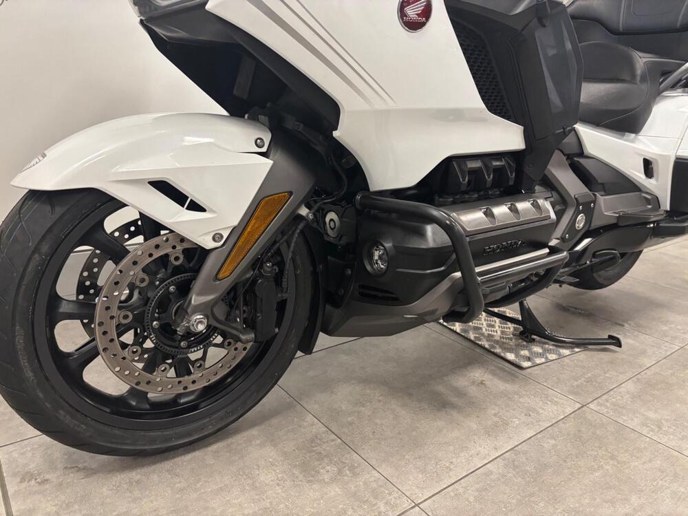 Honda GL 1800 Gold Wing Tour DTC (2018 - 20) (3)