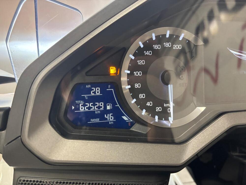 Honda GL 1800 Gold Wing Tour DTC (2018 - 20) (7)