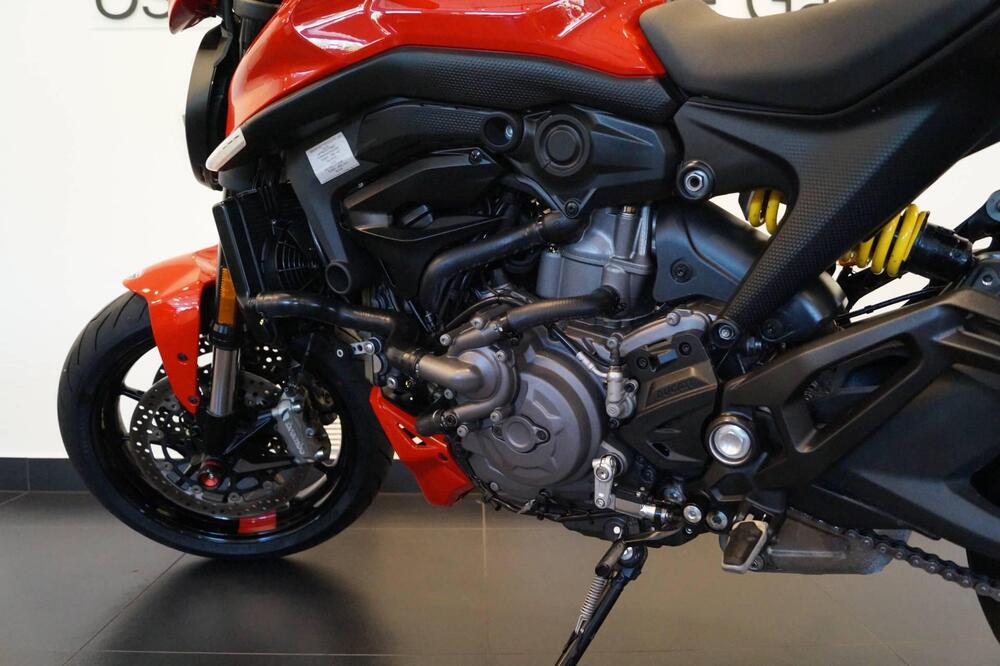 Ducati Monster 937 + (2021 - 25) (7)