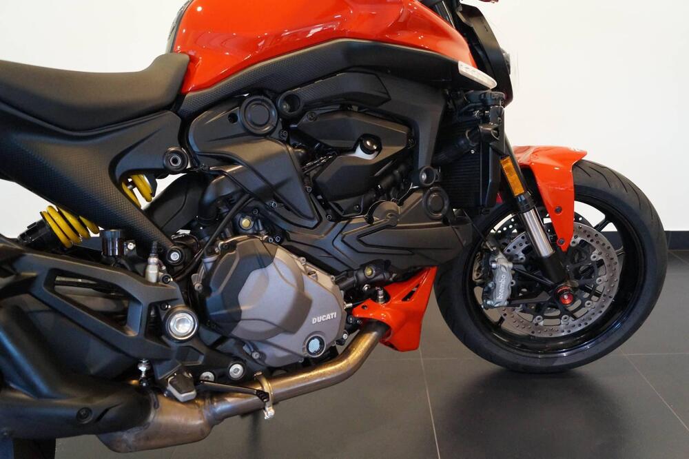Ducati Monster 937 + (2021 - 25) (9)