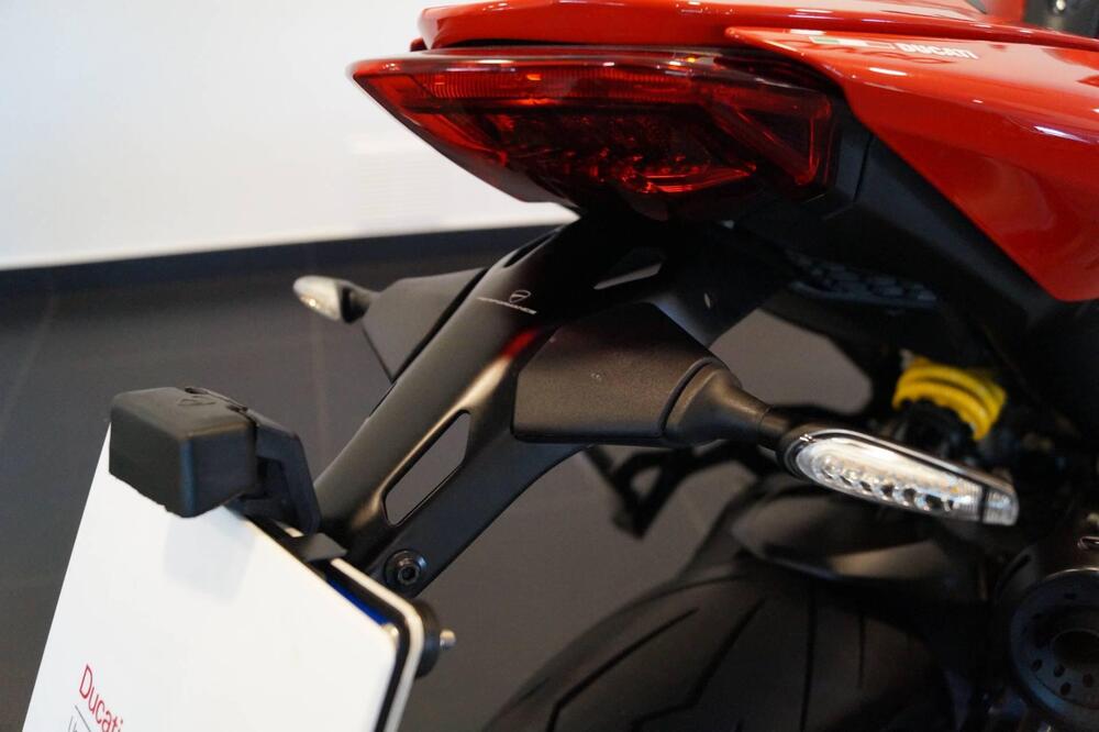 Ducati Monster 937 + (2021 - 25) (12)