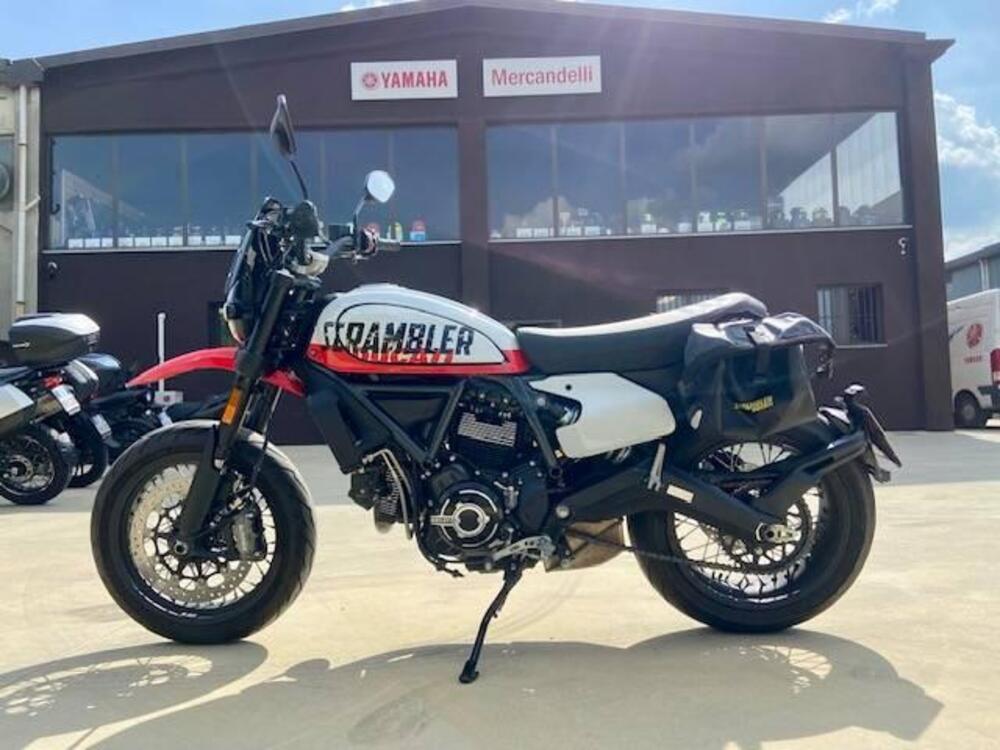 Ducati Scrambler 800 Urban Motard (2022)