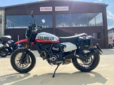 Ducati Scrambler 800 Urban Motard (2022) usata