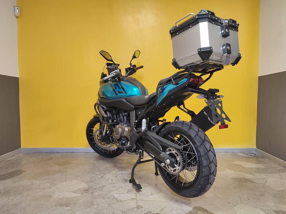 QJ Motor SRT 600 SX (2024 - 26) (4)