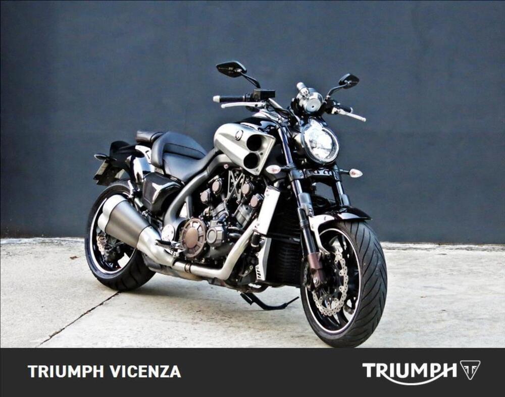 Yamaha VMAX (2008 - 17) (13)