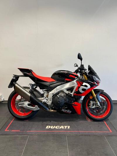 Aprilia Tuono V4 Factory (2021 - 24) usata
