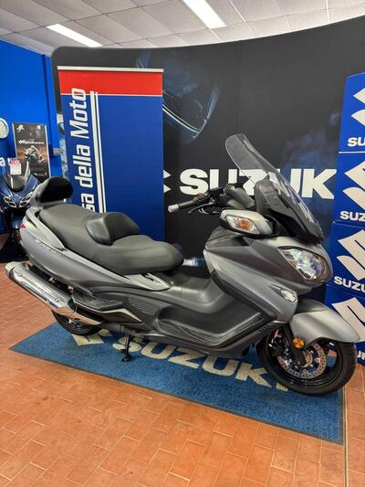 Suzuki Burgman AN 650 Executive (2017 - 20) usata