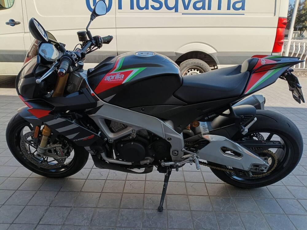 Aprilia Tuono V4 Factory (2019 - 20) (2)
