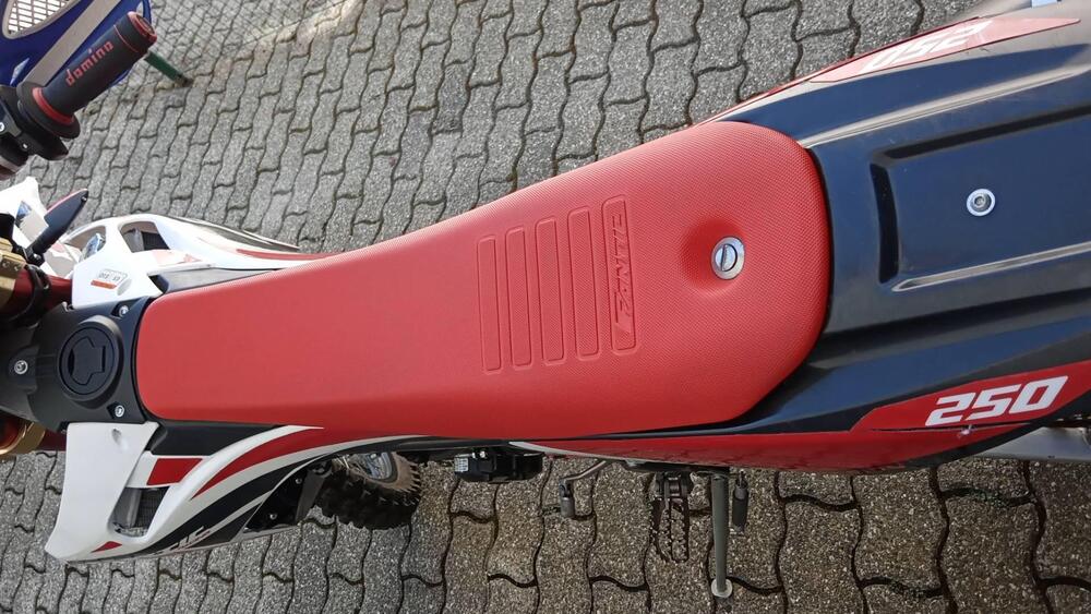 Fantic Motor XEF 250 Enduro Trail Competition (2023 - 25) (2)