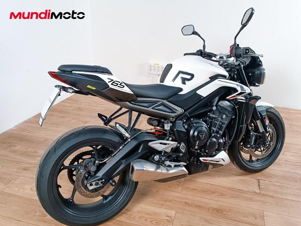 Triumph Street Triple 765 R (2023 - 26) (3)