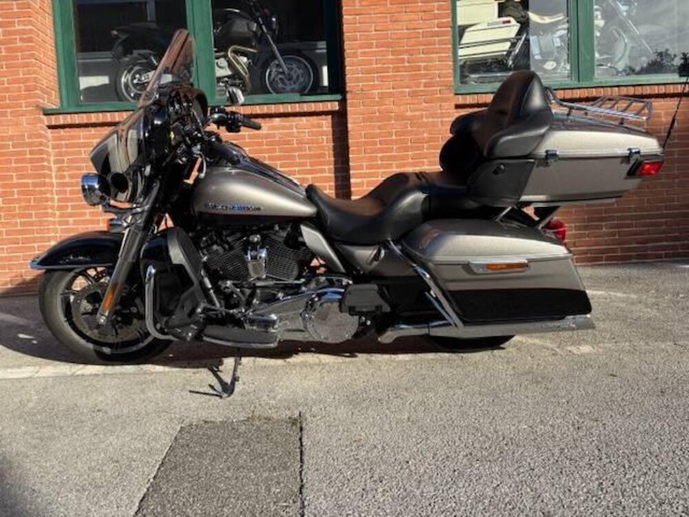 Harley-Davidson 107 Electra Glide Ultra Limited (2017 - 18) - FLHTK (3)