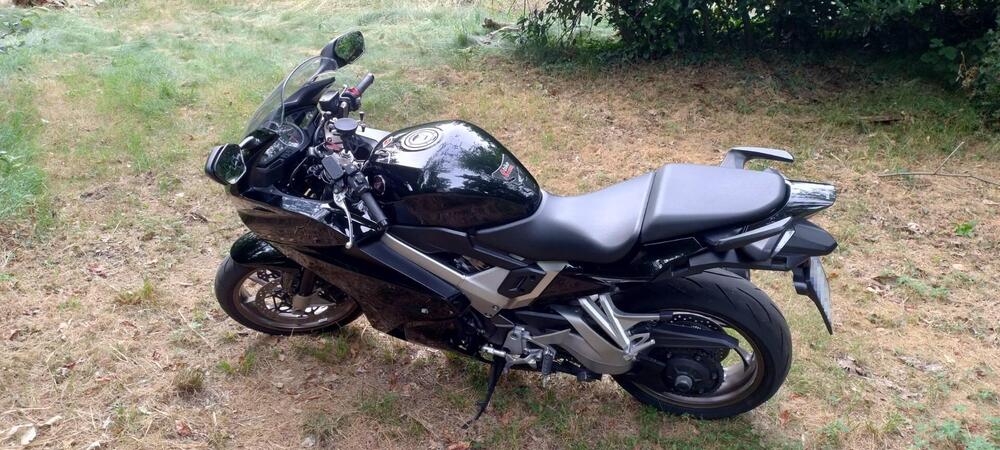 Honda VFR 800 F (2014 - 16) (3)