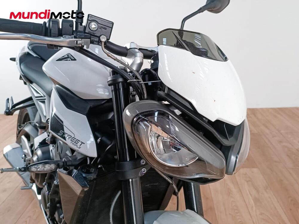 Triumph Street Triple 765 R (2023 - 26) (5)