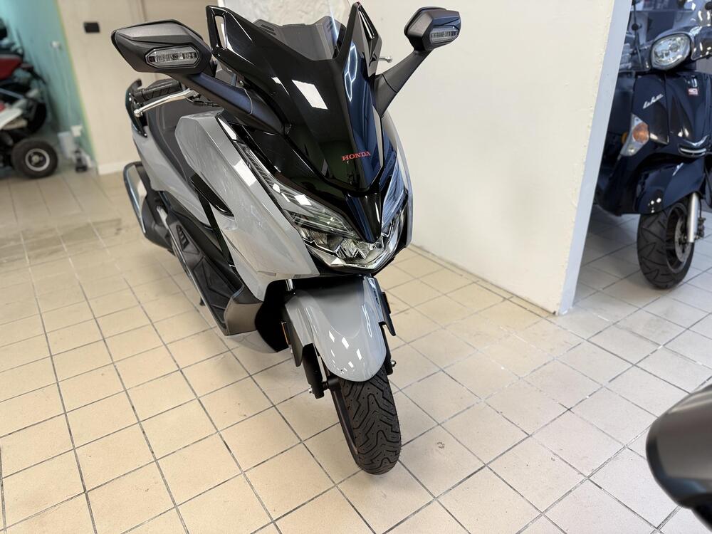 Honda Forza 300 Limited Edition ABS (2020) (2)