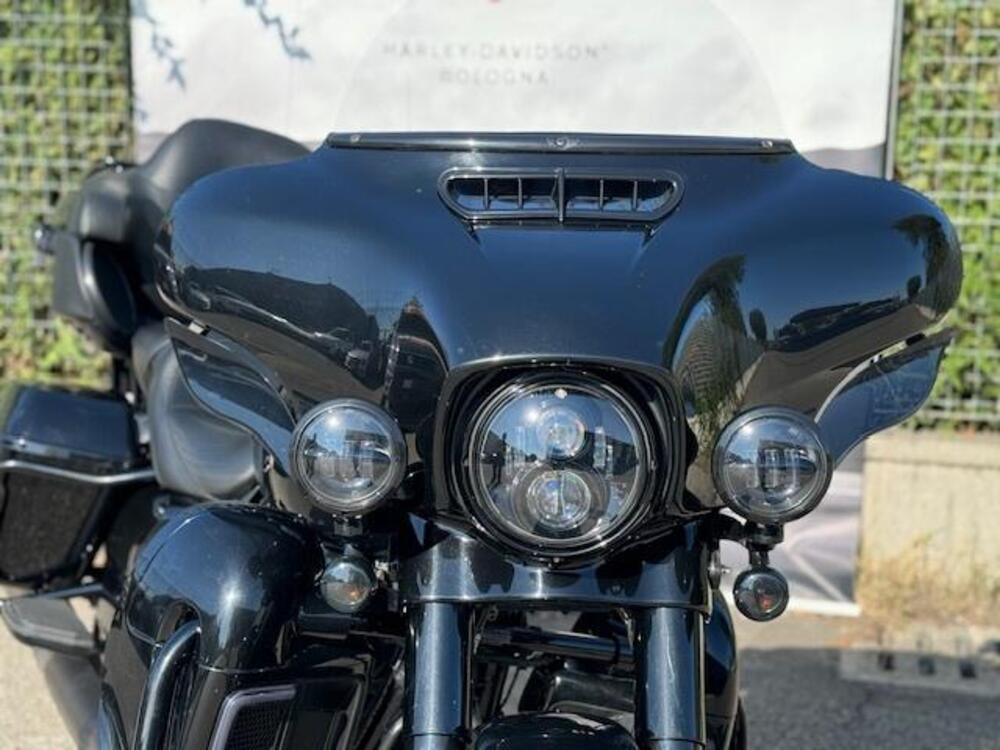 Harley-Davidson 114 Electra Glide Ultra Limited (2019) - FLHTK (3)
