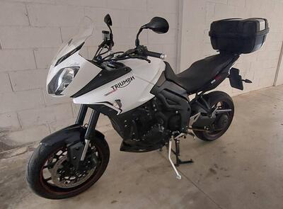 Triumph Tiger 1050 Sport ABS (2013 - 15) usata