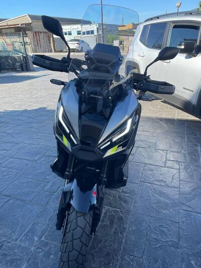 Honda X-ADV 750 DCT (2021 - 24) usata