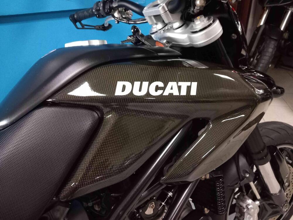 Ducati Hypermotard 1100 EVO (2010 - 12) (10)
