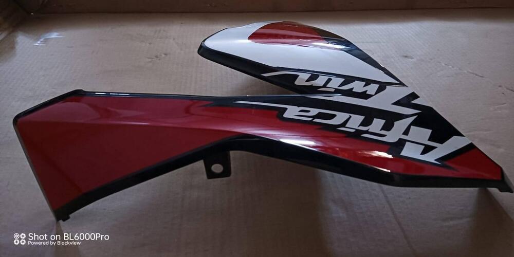 64360-mks-ea0za Carena SX Honda AFRICA TWIN 1100 (2)